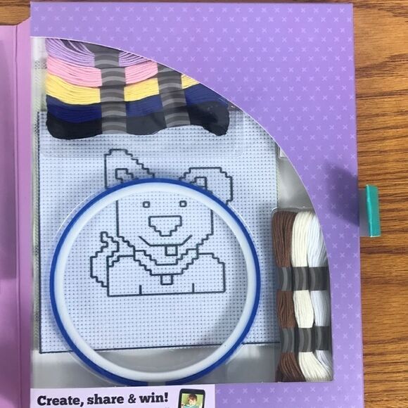 Cross-stitch Easy Beginner Dog Kit project NIB - Picture 3 of 4